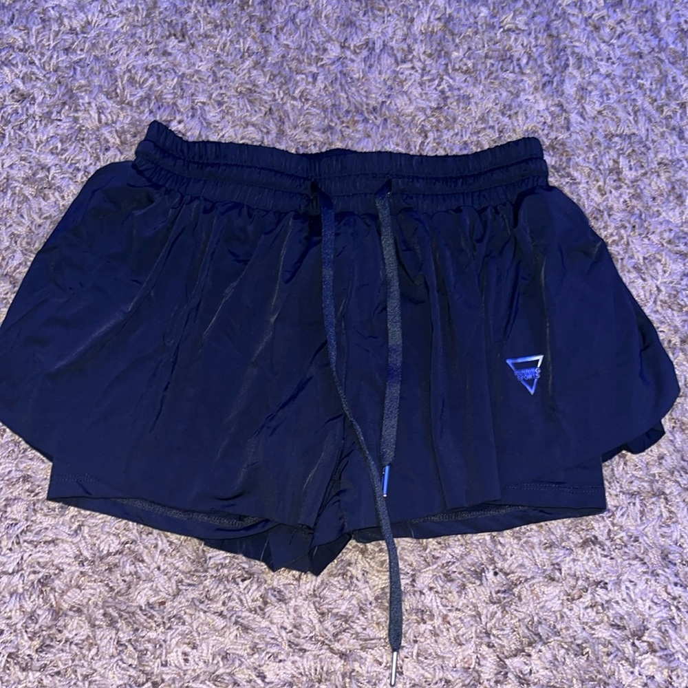 Athletic skirt, runs a little small, stretchy comfy